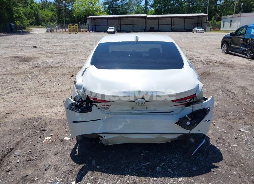 Photo 16 of 2018 Honda Accord LX (VIN 1HGCV1F17JA157414)