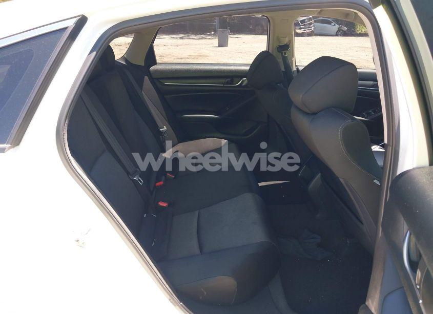 Photo 8 of 2018 Honda Accord LX (VIN 1HGCV1F17JA157414)