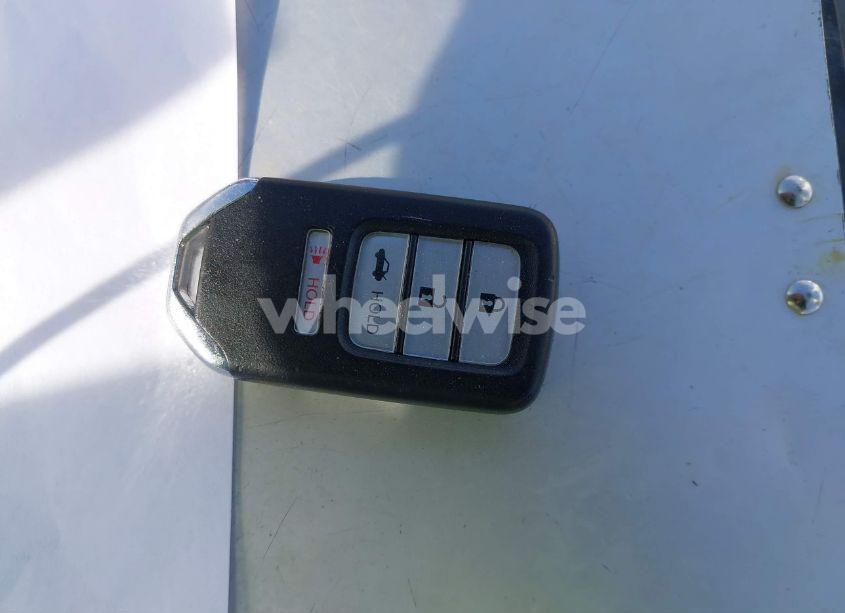 Photo 11 of 2018 Honda Accord LX (VIN 1HGCV1F17JA179770)