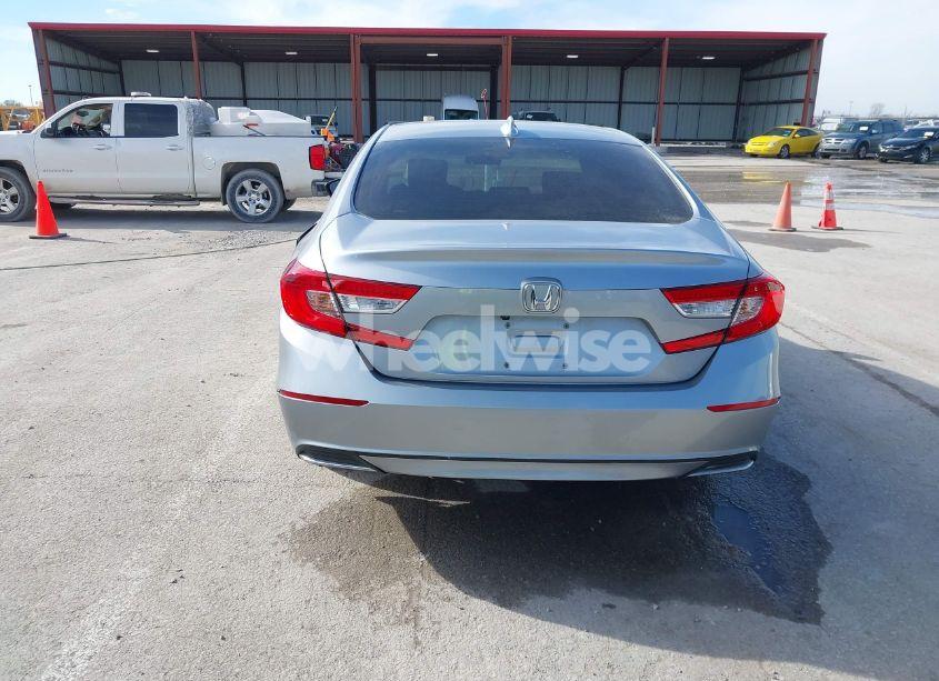 Photo 16 of 2018 Honda Accord LX (VIN 1HGCV1F17JA179770)