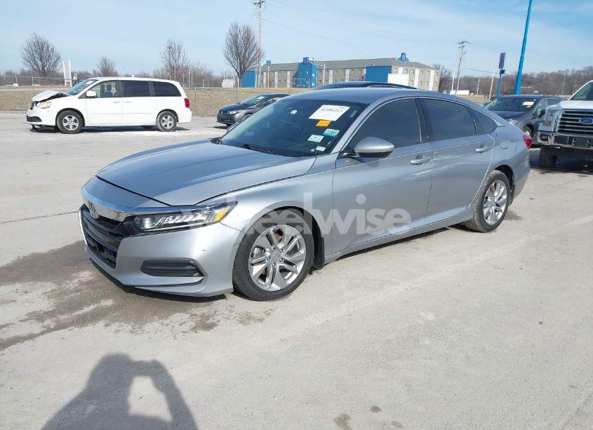 Photo 2 of 2018 Honda Accord LX (VIN 1HGCV1F17JA179770)