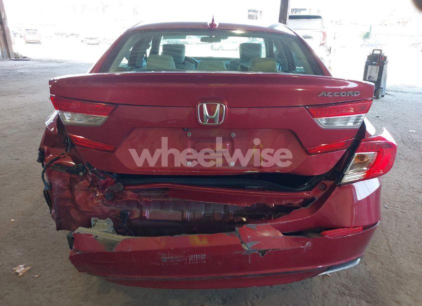 Photo 6 of 2018 Honda Accord LX (VIN 1HGCV1F17JA200617)