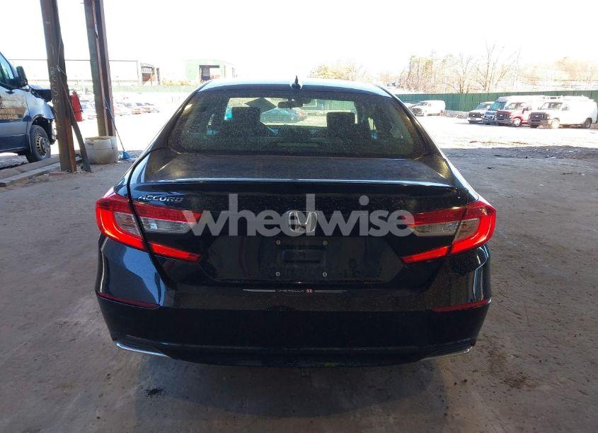 Photo 17 of 2018 Honda Accord LX (VIN 1HGCV1F17JA202724)