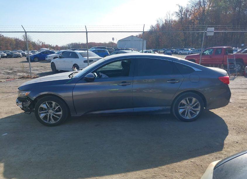 Photo 15 of 2018 Honda Accord LX (VIN 1HGCV1F17JA219135)