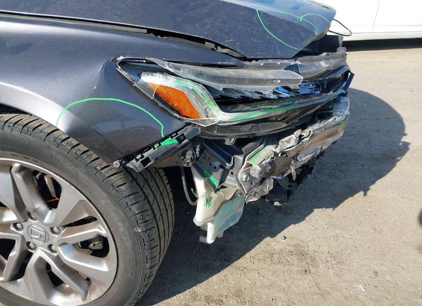 Photo 18 of 2018 Honda Accord LX (VIN 1HGCV1F17JA219135)