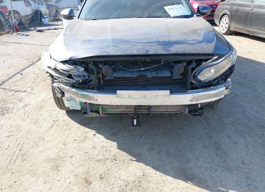 Photo 6 of 2018 Honda Accord LX (VIN 1HGCV1F17JA219135)