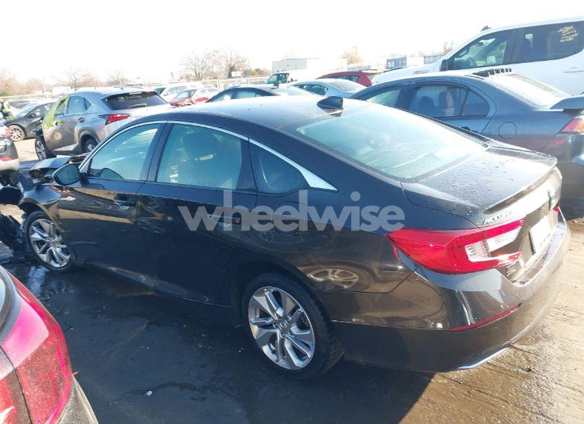 Photo 14 of 2018 Honda Accord LX (VIN 1HGCV1F17JA232998)