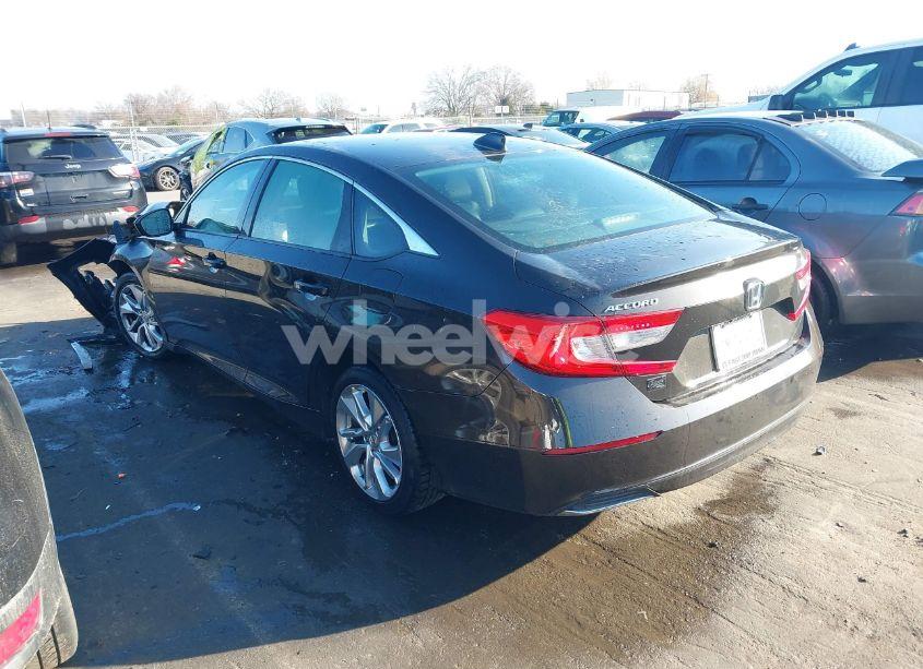 Photo 3 of 2018 Honda Accord LX (VIN 1HGCV1F17JA232998)