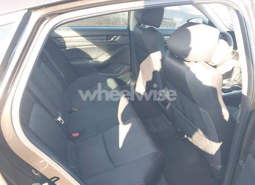 Photo 8 of 2018 Honda Accord LX (VIN 1HGCV1F17JA232998)