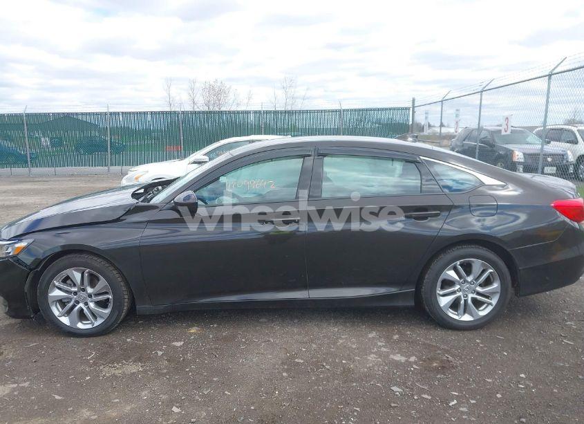 Photo 14 of 2018 Honda Accord LX (VIN 1HGCV1F17JA241961)