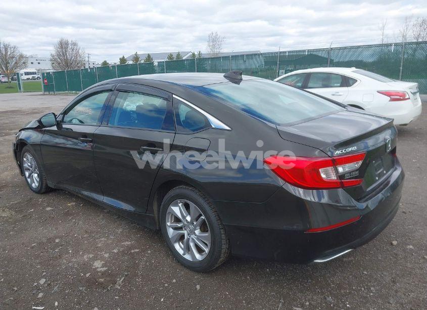 Photo 3 of 2018 Honda Accord LX (VIN 1HGCV1F17JA241961)