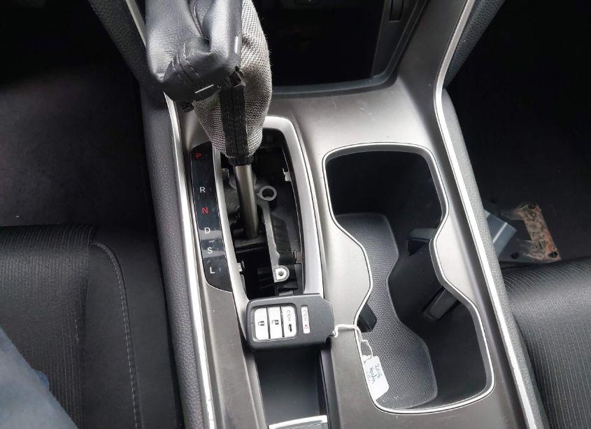 Photo 11 of 2018 Honda Accord LX (VIN 1HGCV1F17JA261451)