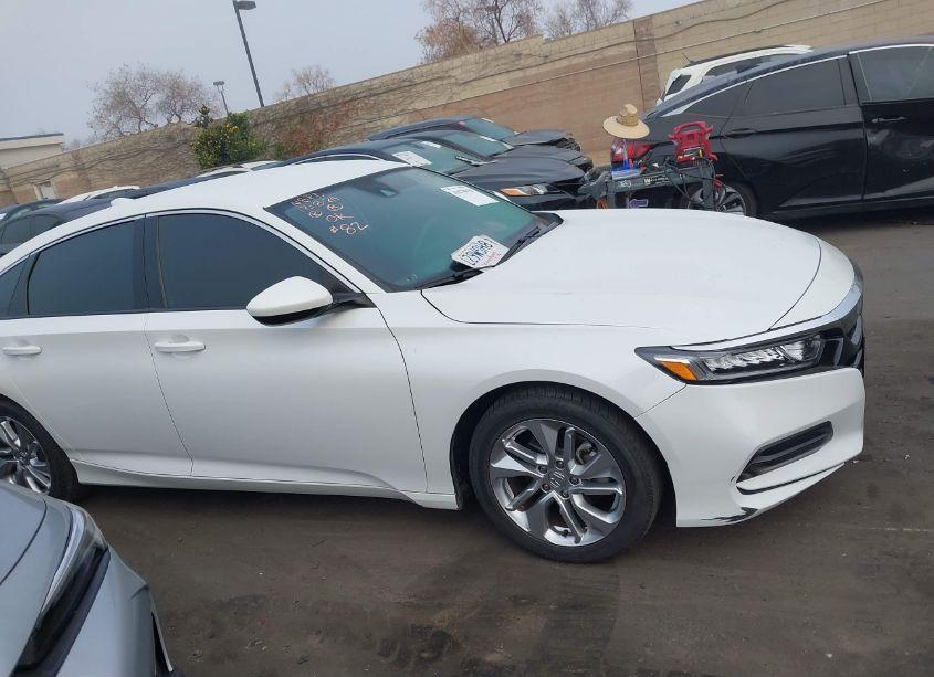 Photo 14 of 2018 Honda Accord LX (VIN 1HGCV1F17JA261451)