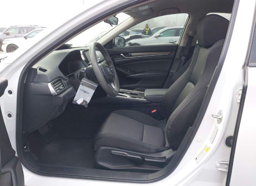 Photo 5 of 2018 Honda Accord LX (VIN 1HGCV1F17JA261451)