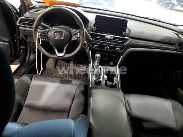 Photo 11 of 2018 HONDA ACCORD LX N/A (VIN 1HGCV1F17JA808718)