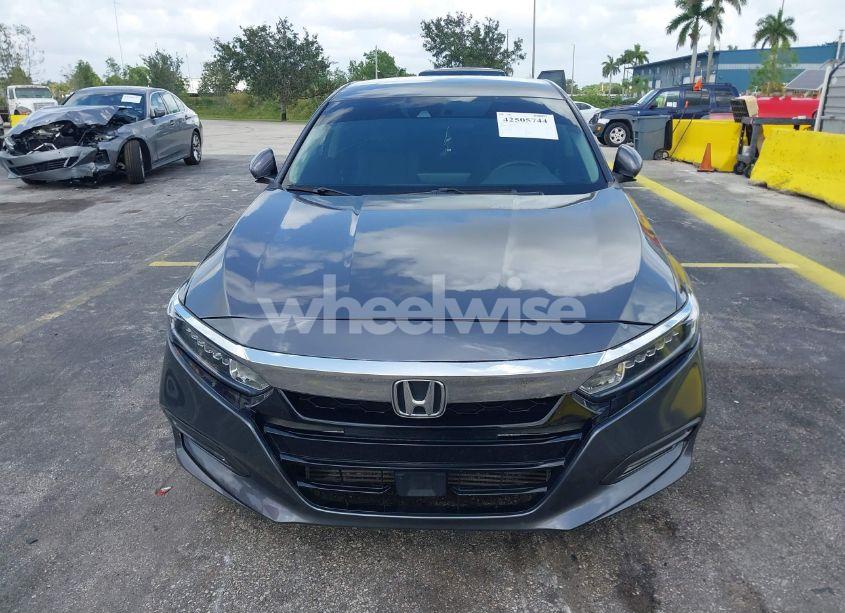 Photo 6 of 2019 Honda Accord LX (VIN 1HGCV1F17KA022547)