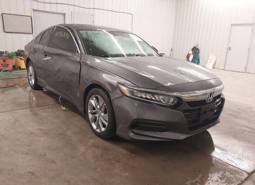 2019 Honda Accord LX (VIN 1HGCV1F17KA088709) main photo