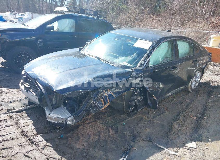 Photo 2 of 2019 Honda Accord LX (VIN 1HGCV1F17KA129050)