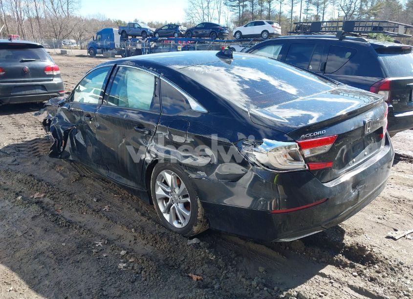 Photo 3 of 2019 Honda Accord LX (VIN 1HGCV1F17KA129050)