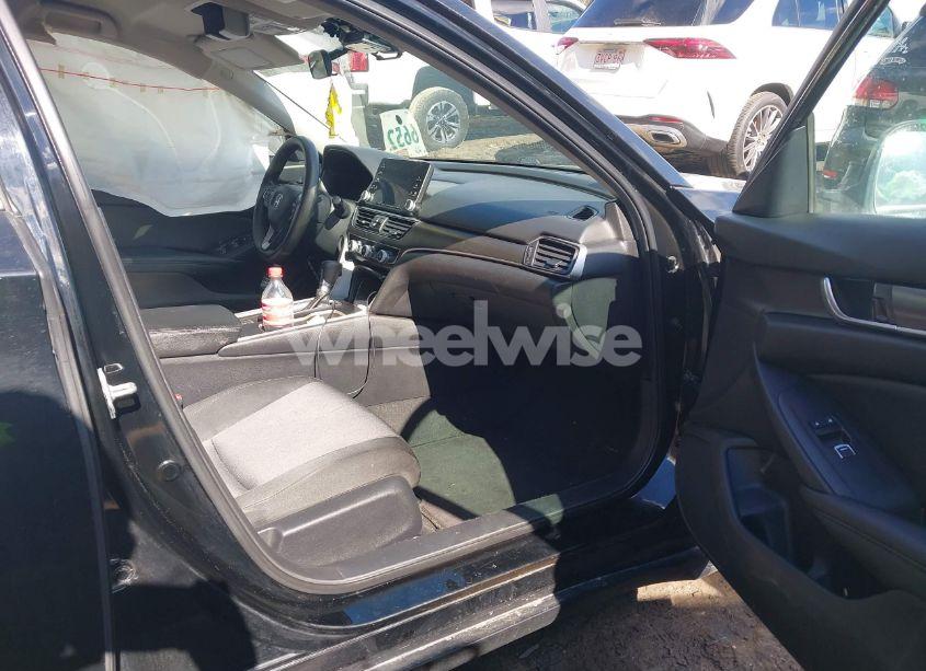 Photo 5 of 2019 Honda Accord LX (VIN 1HGCV1F17KA129050)