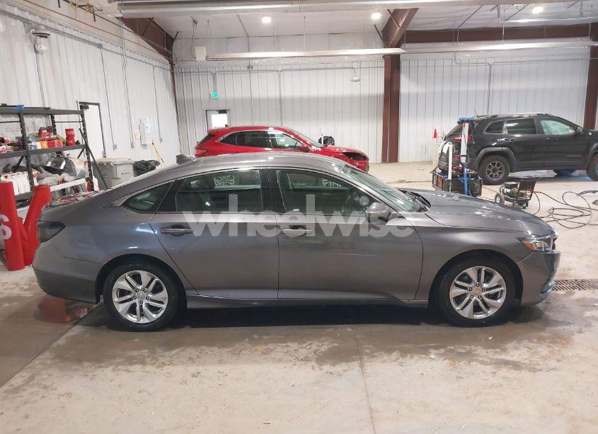 Photo 13 of 2019 Honda Accord LX (VIN 1HGCV1F17KA135267)