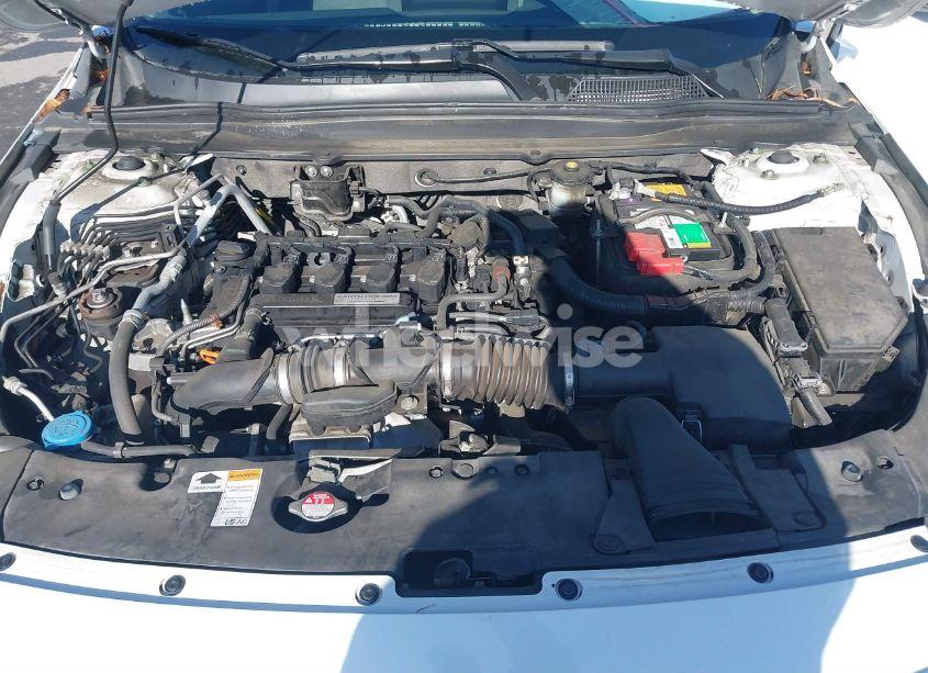 Photo 10 of 2019 Honda Accord LX (VIN 1HGCV1F17KA150741)