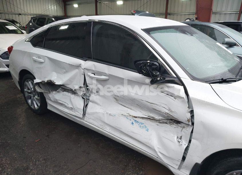 Photo 6 of 2020 Honda Accord LX (VIN 1HGCV1F17LA104506)