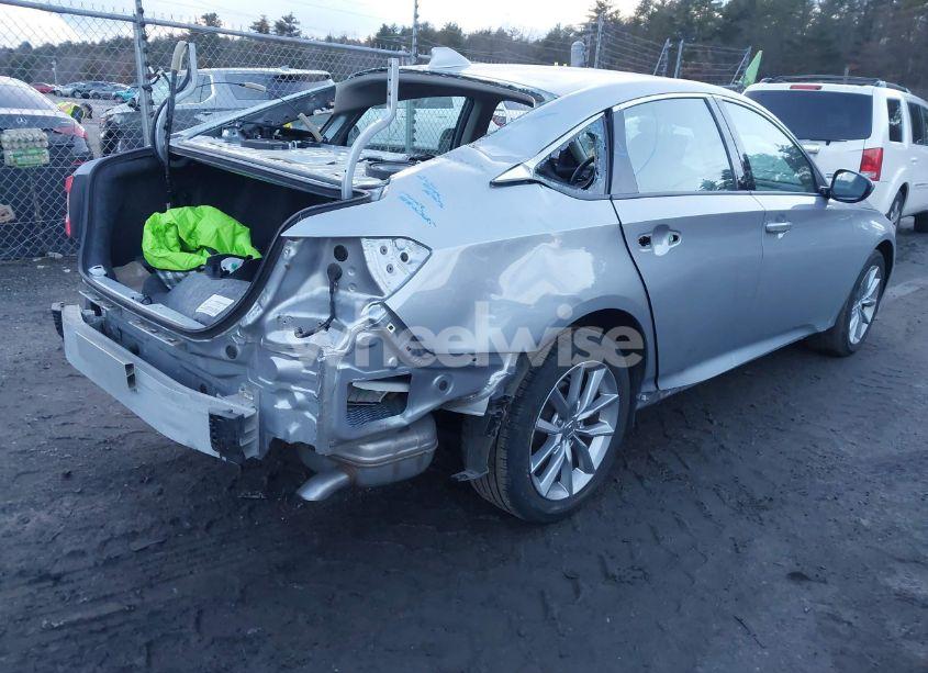Photo 4 of 2021 Honda Accord LX (VIN 1HGCV1F17MA054823)