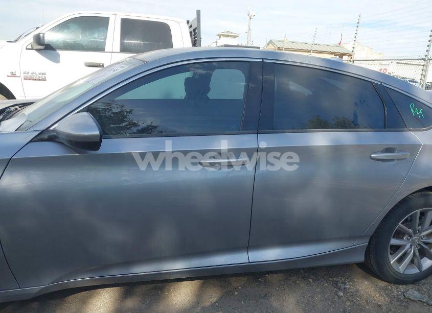 Photo 15 of 2022 Honda Accord LX (VIN 1HGCV1F17NA012928)