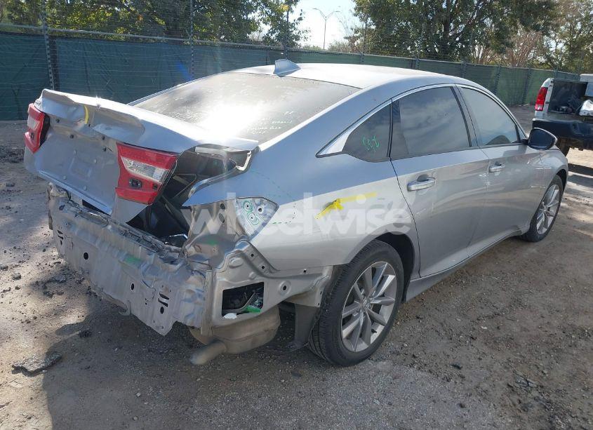 Photo 4 of 2022 Honda Accord LX (VIN 1HGCV1F17NA012928)