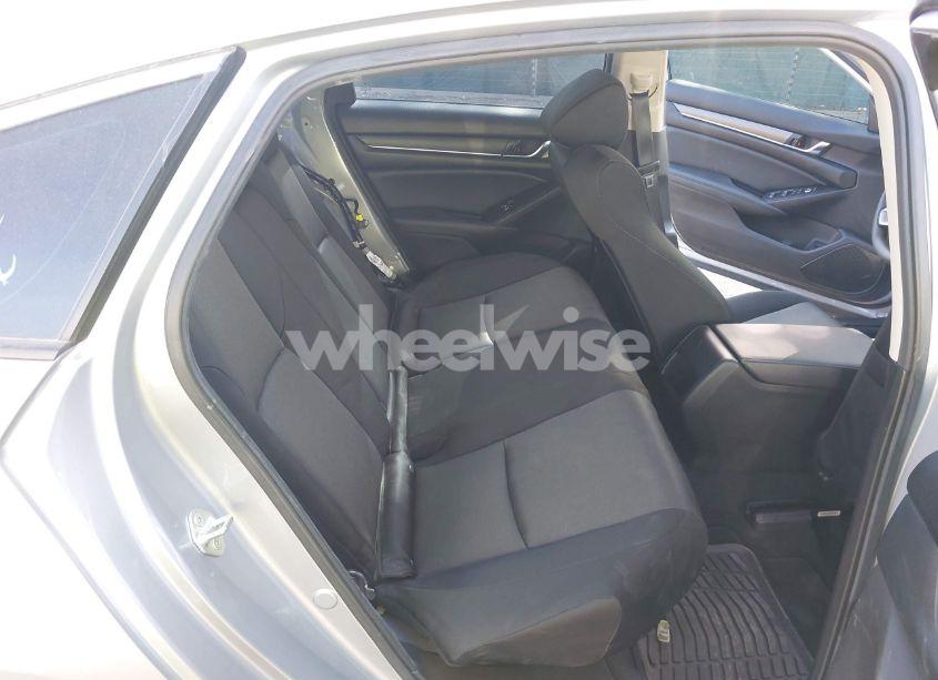 Photo 8 of 2022 Honda Accord LX (VIN 1HGCV1F17NA012928)