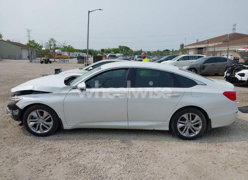 Photo 14 of 2018 Honda Accord LX (VIN 1HGCV1F18JA072971)