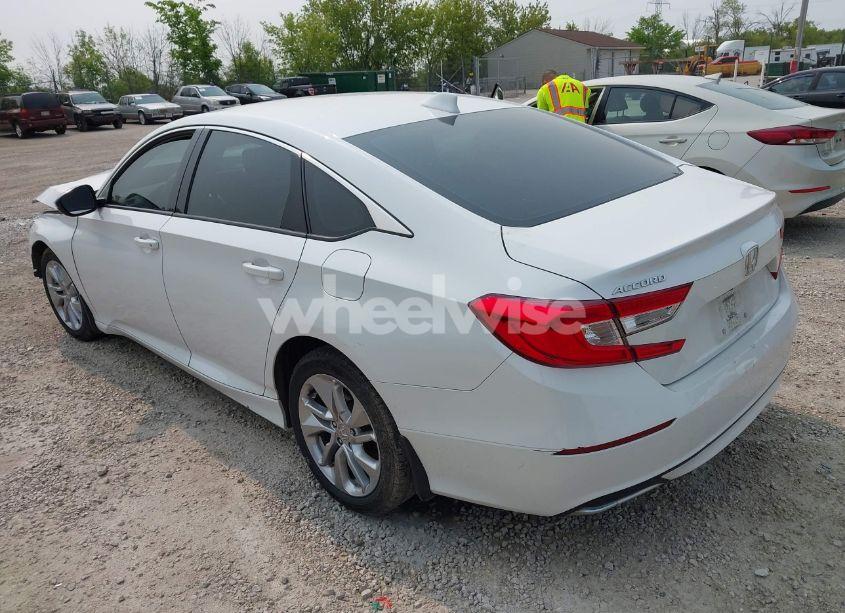 Photo 3 of 2018 Honda Accord LX (VIN 1HGCV1F18JA072971)
