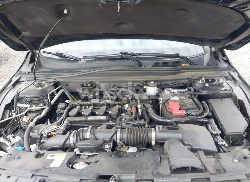 Photo 10 of 2018 Honda Accord LX (VIN 1HGCV1F18JA204210)