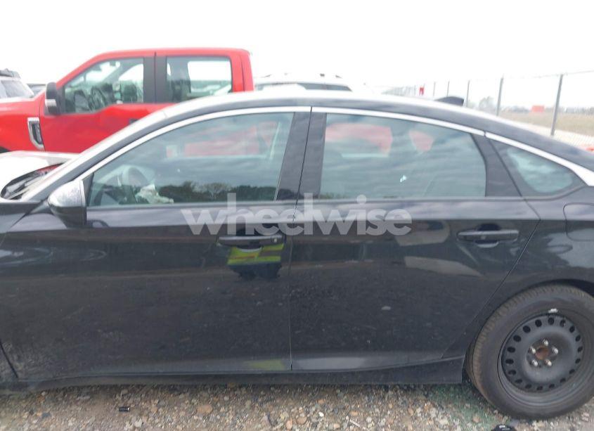 Photo 14 of 2018 Honda Accord LX (VIN 1HGCV1F18JA204210)