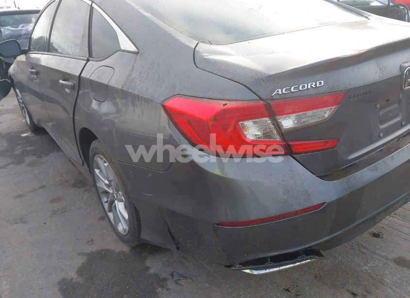 Photo 18 of 2018 Honda Accord LX (VIN 1HGCV1F18JA210170)