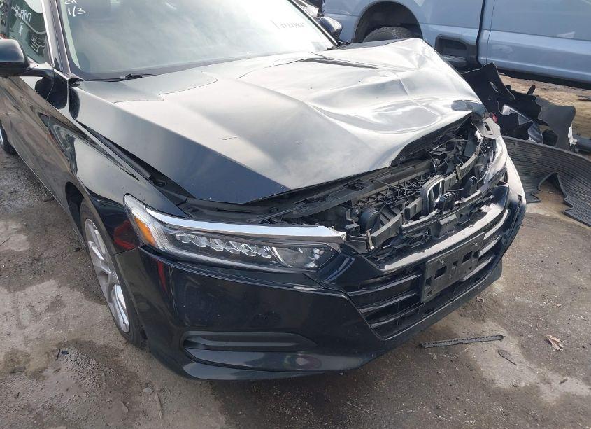 Photo 12 of 2018 Honda Accord LX (VIN 1HGCV1F18JA224795)