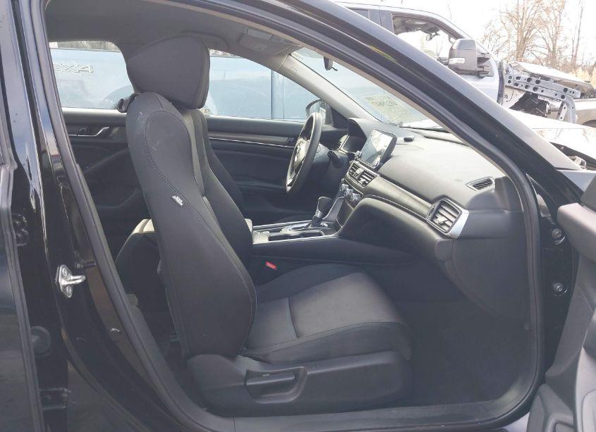 Photo 5 of 2018 Honda Accord LX (VIN 1HGCV1F18JA224795)