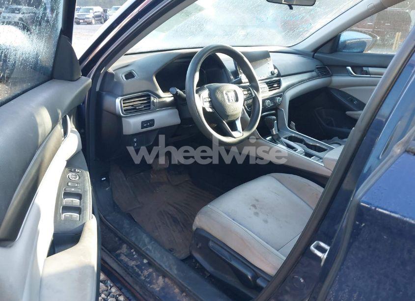 Photo 5 of 2018 Honda Accord LX (VIN 1HGCV1F18JA265251)