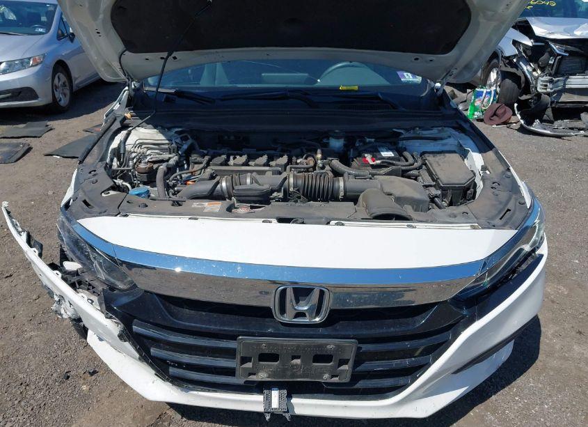 Photo 10 of 2019 Honda Accord LX (VIN 1HGCV1F18KA039289)