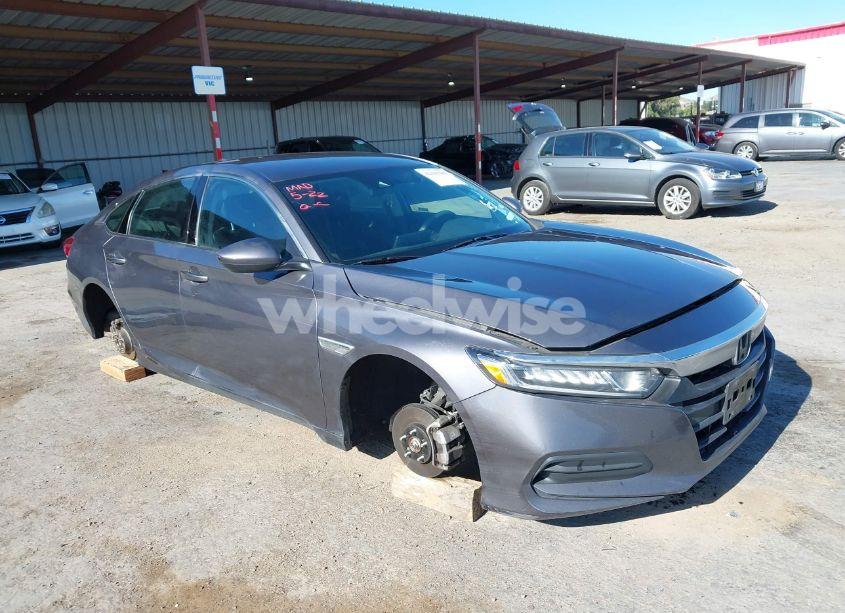 2019 Honda Accord LX (VIN 1HGCV1F18KA043679) main photo