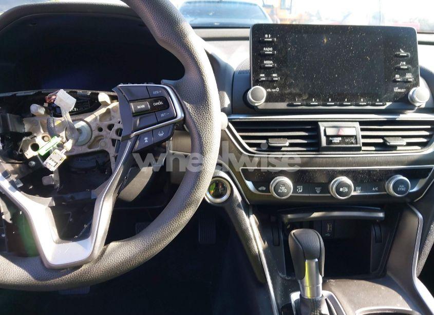 Photo 6 of 2019 Honda Accord LX (VIN 1HGCV1F18KA043679)