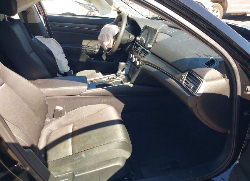 Photo 5 of 2019 Honda Accord LX (VIN 1HGCV1F18KA075905)