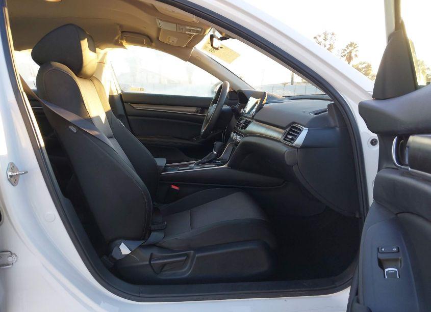 Photo 5 of 2019 Honda Accord LX (VIN 1HGCV1F18KA079081)