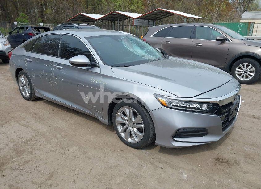 2019 Honda Accord LX (VIN 1HGCV1F18KA109809) main photo
