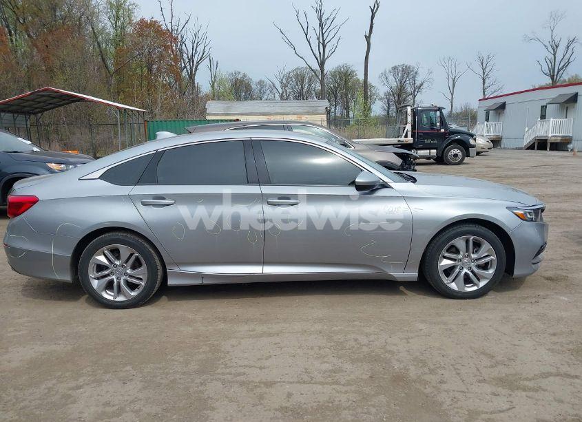 Photo 13 of 2019 Honda Accord LX (VIN 1HGCV1F18KA109809)