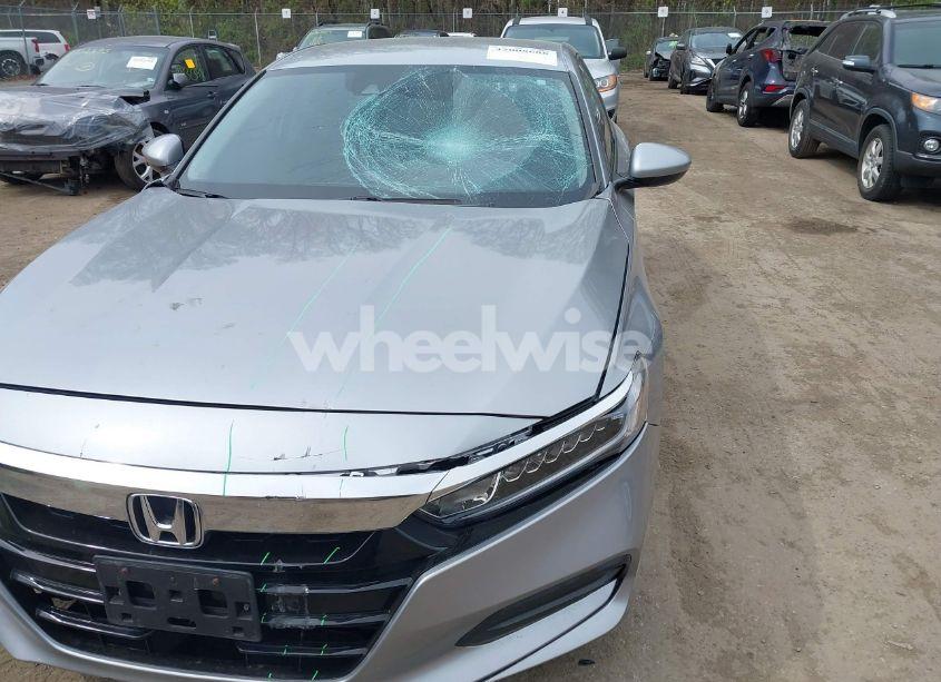 Photo 6 of 2019 Honda Accord LX (VIN 1HGCV1F18KA109809)