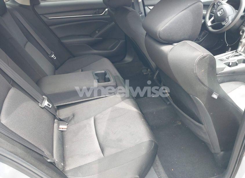 Photo 8 of 2019 Honda Accord LX (VIN 1HGCV1F18KA109809)