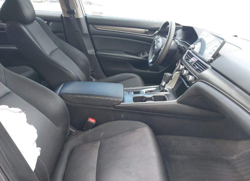 Photo 5 of 2019 Honda Accord LX (VIN 1HGCV1F18KA110183)