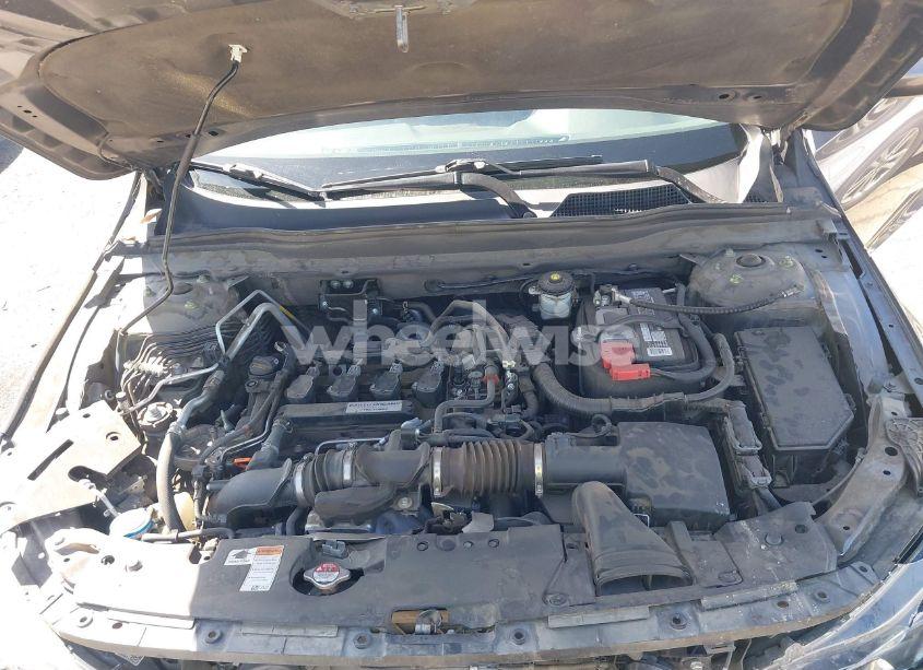 Photo 10 of 2019 Honda Accord LX (VIN 1HGCV1F18KA169833)